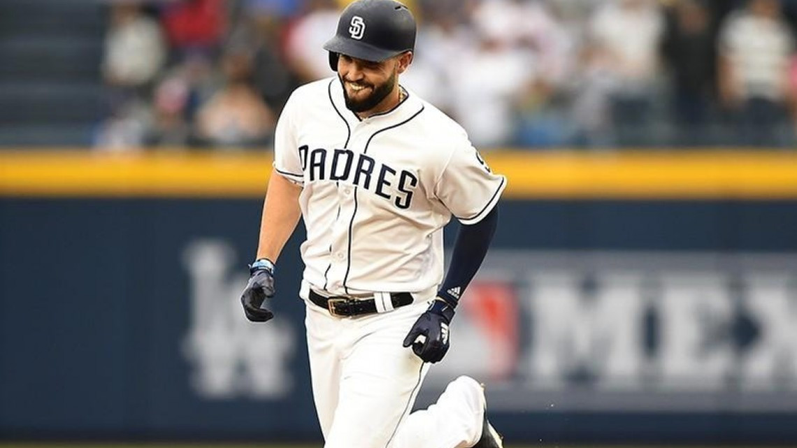 Padres iguala la México Series (1-1) al ganar a Dodgers 7-4