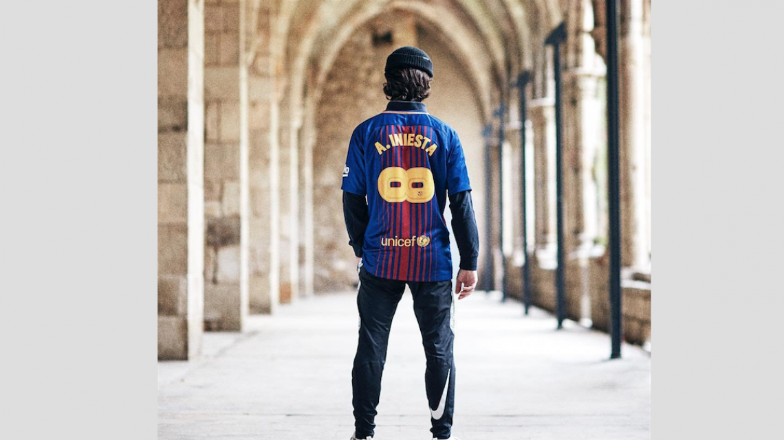 La camiseta del Barça para rendir homenaje a Iniesta
