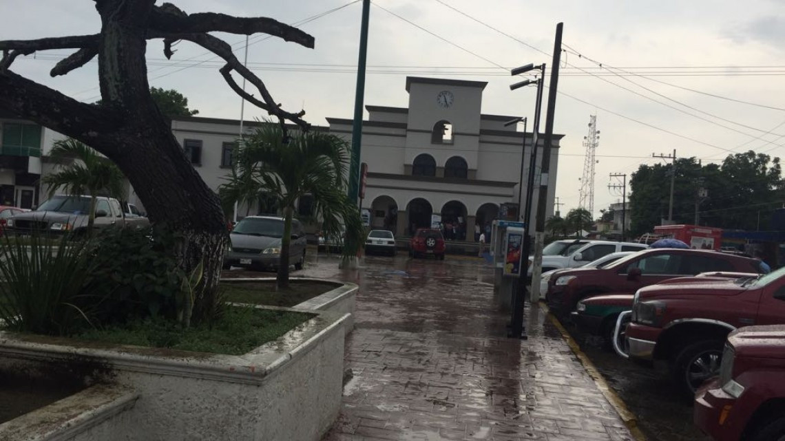 Autoridades locales se enfocan en cubrir necesidades básicas en el municipio