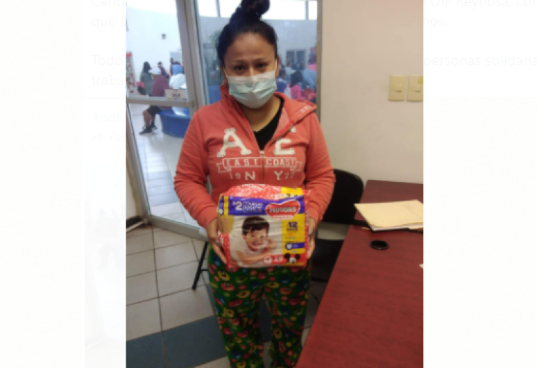 Entrega DIF Reynosa apoyos  a familias