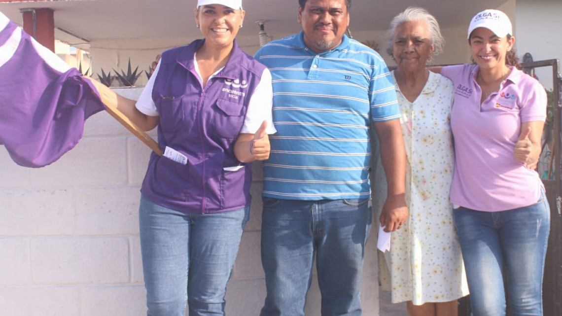 Olga de la mano con AMLO aprobará recursos para más pavimentación