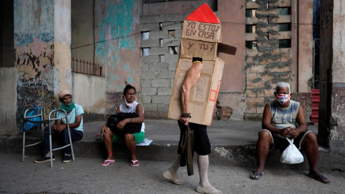 Yo estoy en casa, ¿y tú?