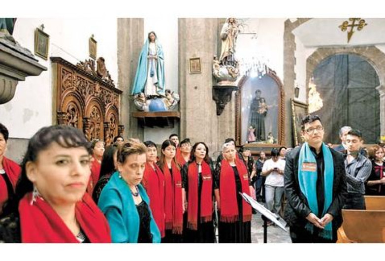 Farmacia París promueve desarrollo social