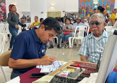 Concluye Jornada Visual del DIF  con 900 beneficiados