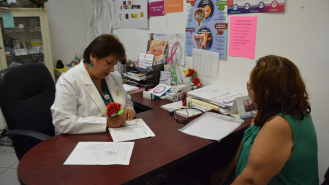 DIF Reynosa realiza campaña contra el cáncer