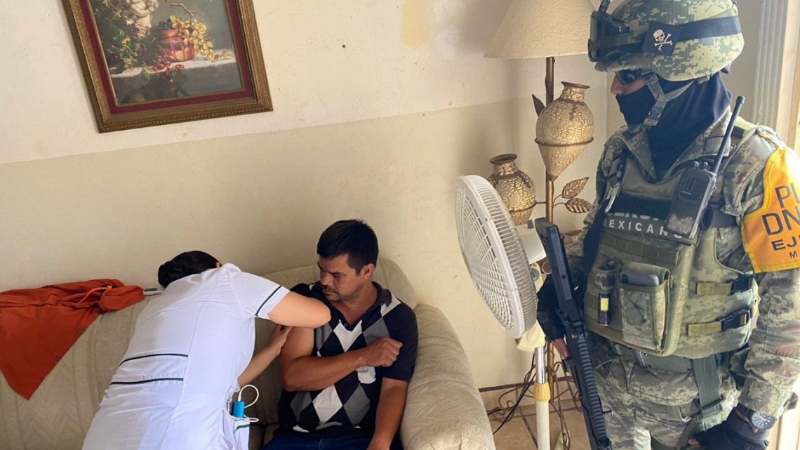 Brigadas Correcaminos vacunan contra el COVID-19 a más de 500 personas en su domicilio 