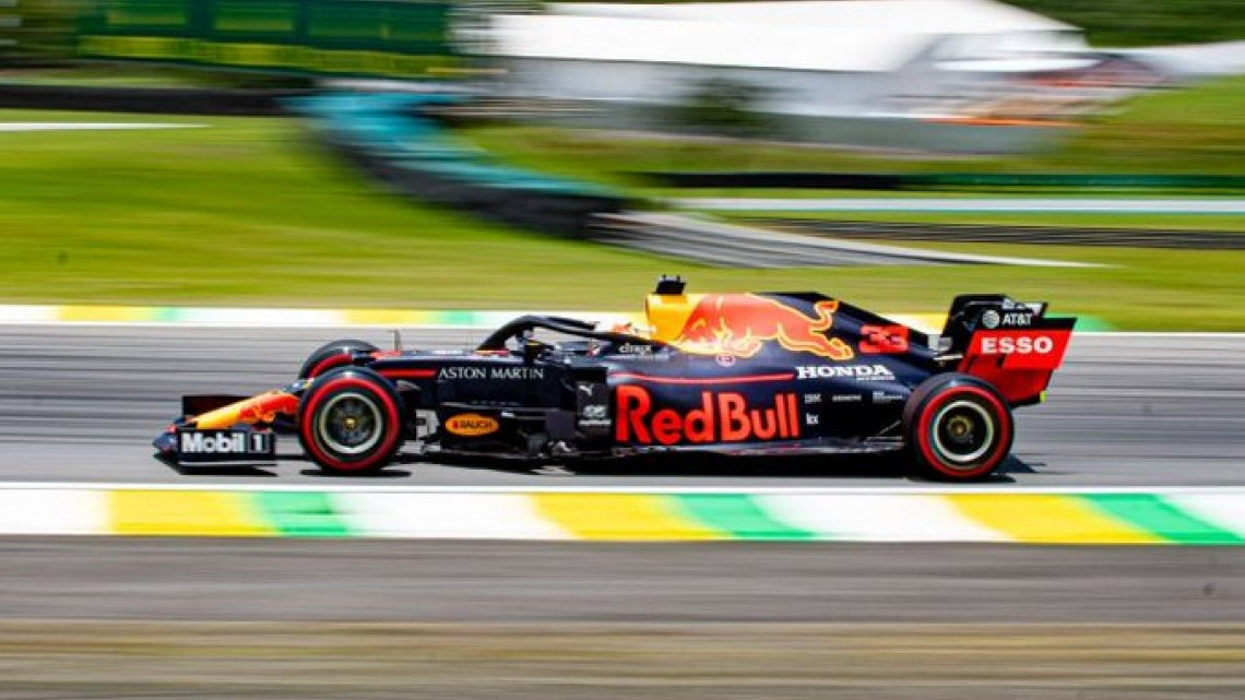 Max Verstappen se lleva el GP de Brasil, Checo Pérez termina en la novena posición
