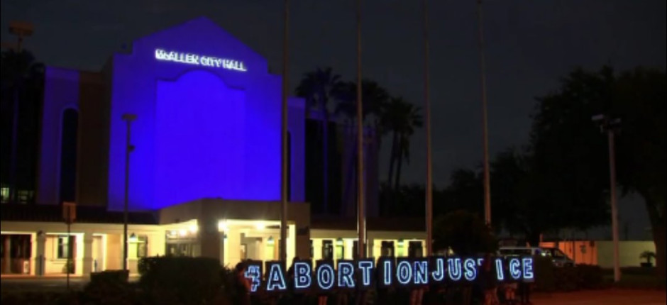 Protestan en McAllen por acceso al aborto