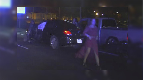 Conductora huye al arrollar a motociclista