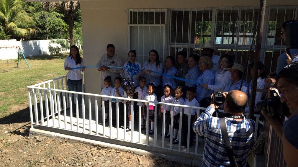 Obras de beneficio para estudiantes de educación básica se siguen entregando