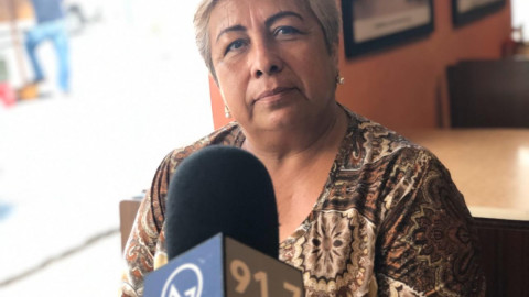 Exigen explicación por  tarjetas de apoyo abandonadas en la calle