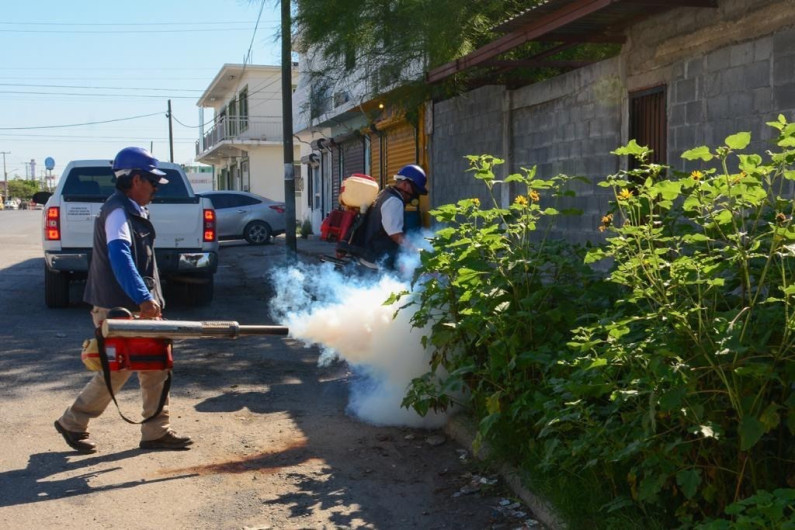 Exhortan a neolaredenses para acabar con el Dengue