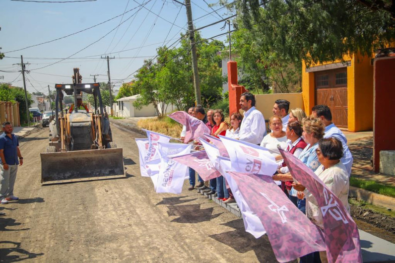 Beneficia Gobierno de Reynosa a dos colonias con pavimentación por 9.6 MDP 
