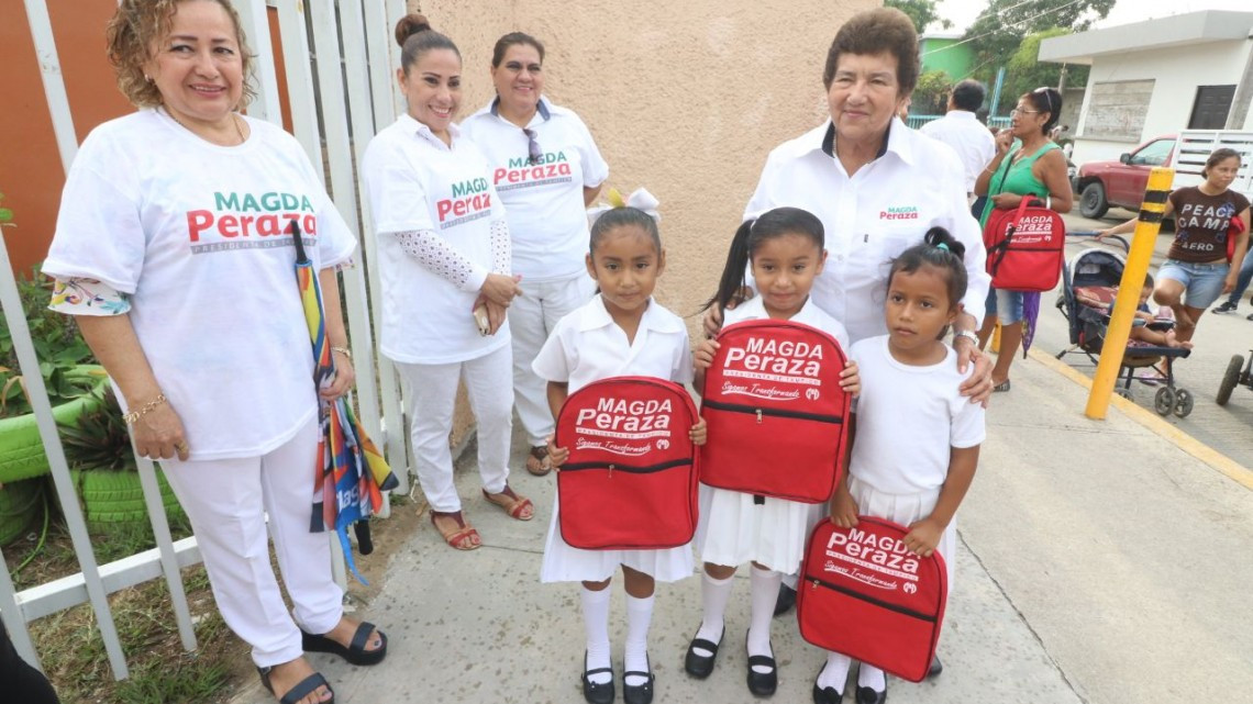 Nuestra prioridad ha sido y será la educación: Magdalena Peraza