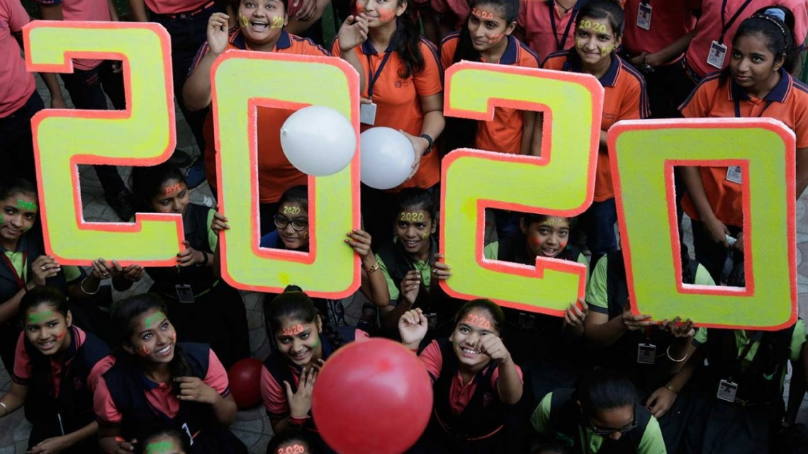 Así comienza el mundo a recibir al 2020