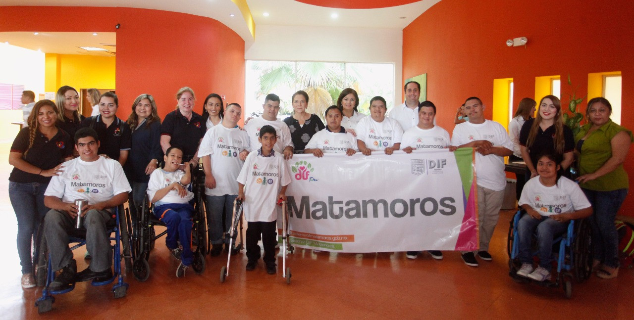 Presidenta de DIF Matamoros motiva a participantes en Talento DIF Tamaulipas