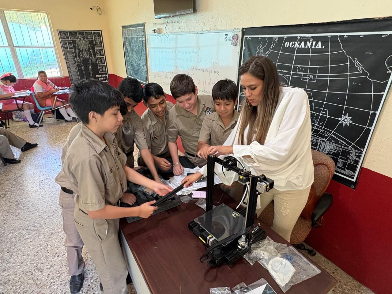 Obtiene Secundaria 10 Kit de robotica