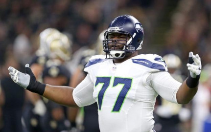 Liniero defensivo Ahtyba Rubin se une a Broncos de NFL