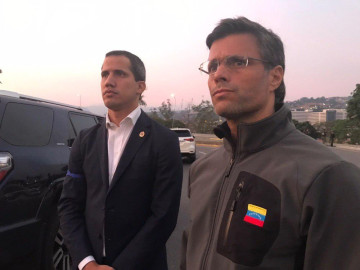 Guaidó llama a venezolanos a salir a las calles a recuperar la libertad
