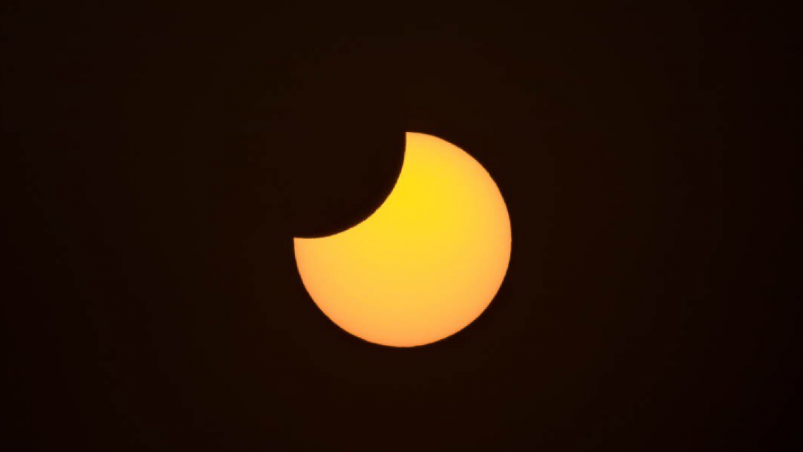 Así fue el primer eclipse solar de 2019