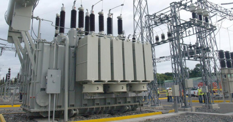 Se quedan sin luz más de 40 mil usuarios por más de una hora