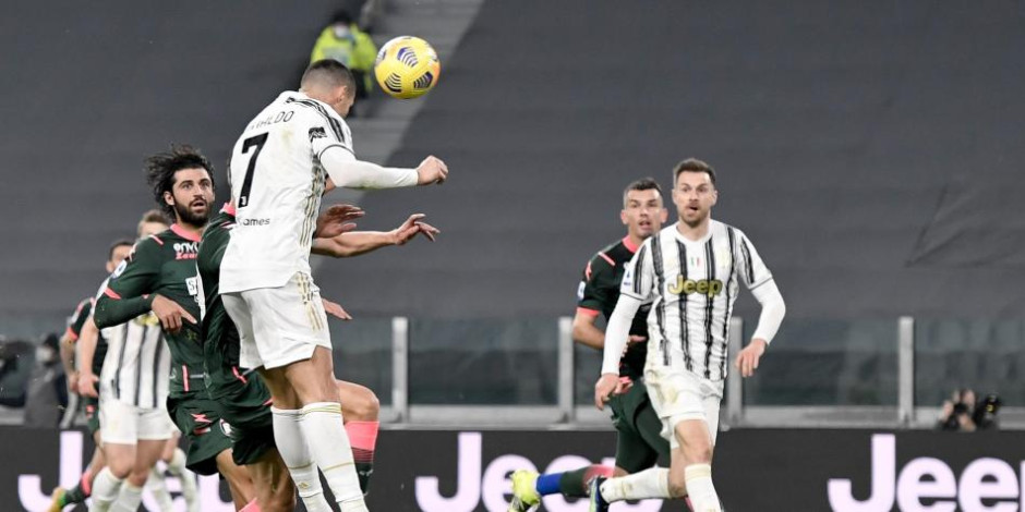 Gana la Juve 3-0 ante el Crotone