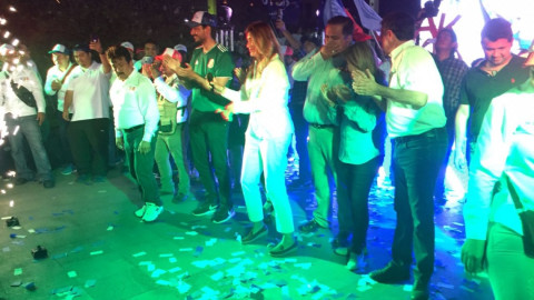 Sorpresivo cierre de Maki en la plaza principal