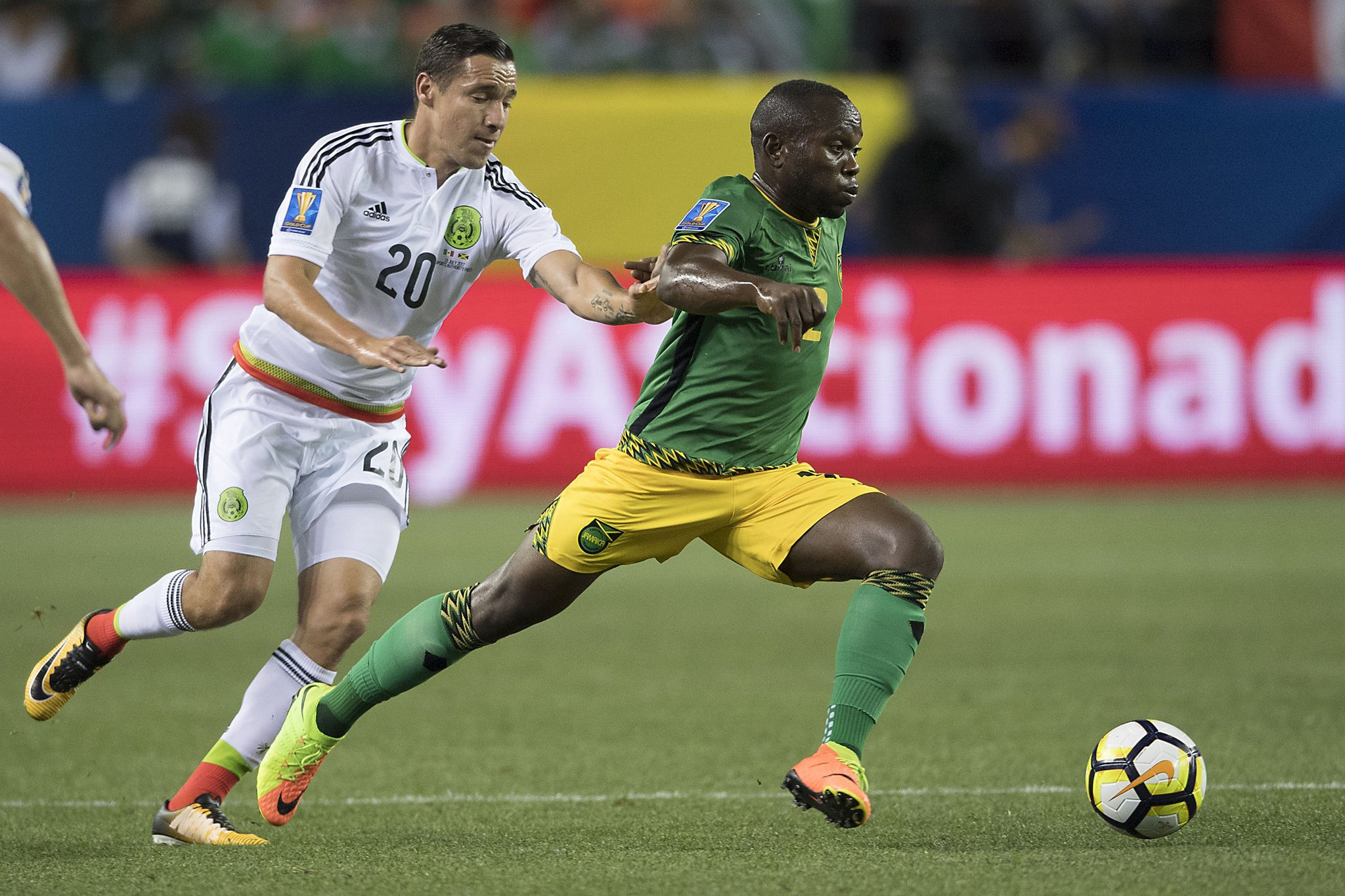 México empata a cero ante Jamaica 