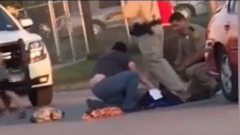 Pelea entre hermanos deja uno herido de bala