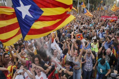 Independentistas ganan las elecciones en Cataluña