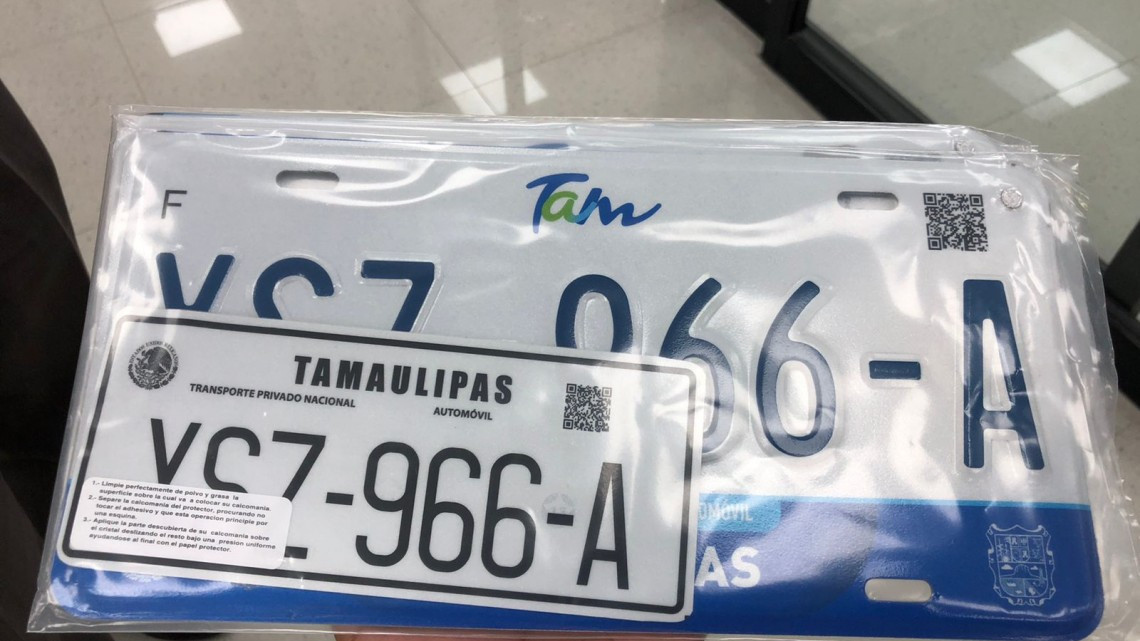 Hacen reynosenses largas filas por canje de placas