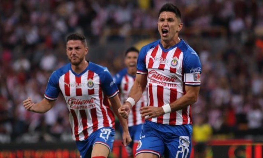 Chivas vence 2-1 al Atlas y se lleva el Clásico Tapatío