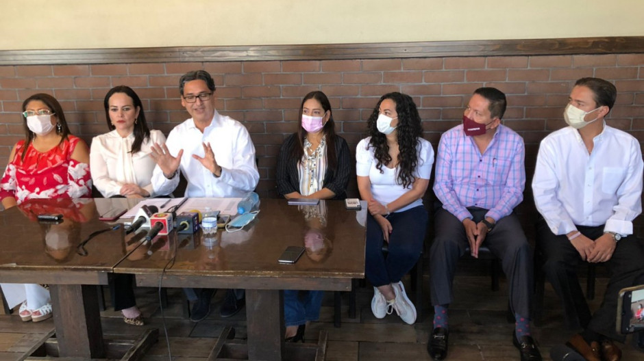 Carmen Lilia Canturosas se reúne con Erasmo González Robledo para analizar proyectos prioritarios de Nuevo Laredo 