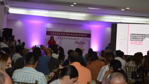 Maki Ortiz presenta en Reynosa “Experiencias exitosas de un gobierno Responsable