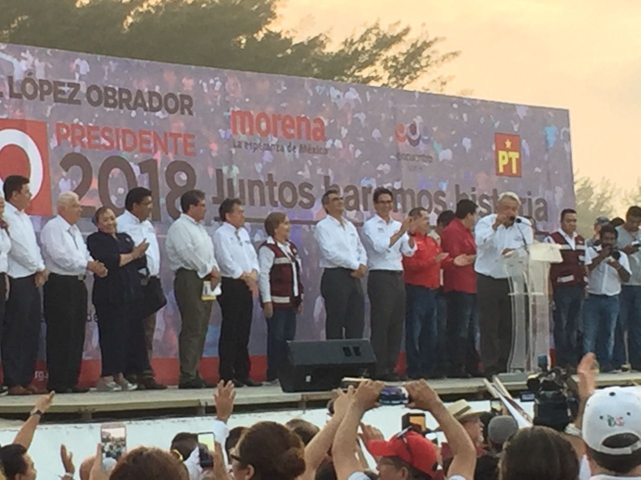 AMLO aseguró su triunfo al estar 25 puntos arriba de sus contrincantes 