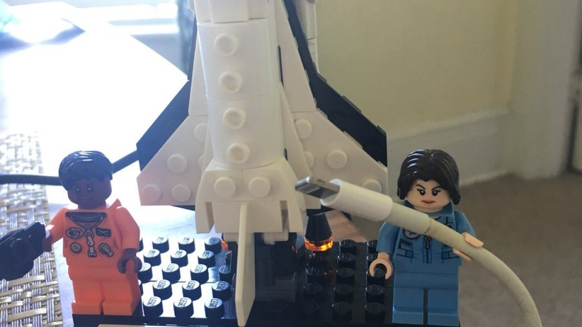 Así puedes usar los muñecos de LEGO