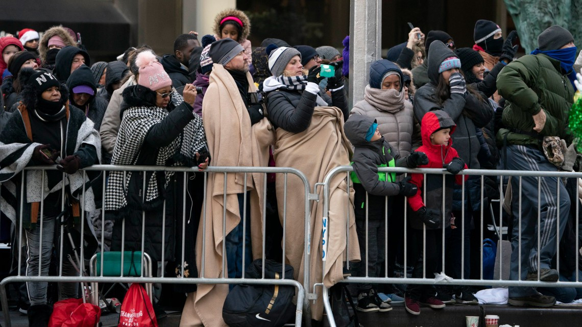 Aquí una vista al desfile de Día de Acción de Gracias de Macy's