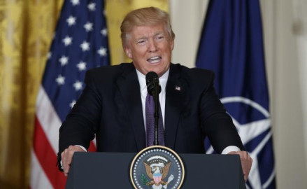 Trump autorizó uso de la MOAB