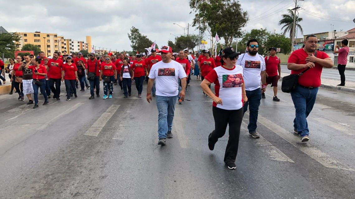 Obreros y activistas sociales piden la caída del charrismo