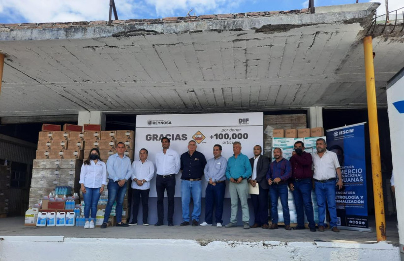 Entrega empresarios artículos de limpieza a municipio 