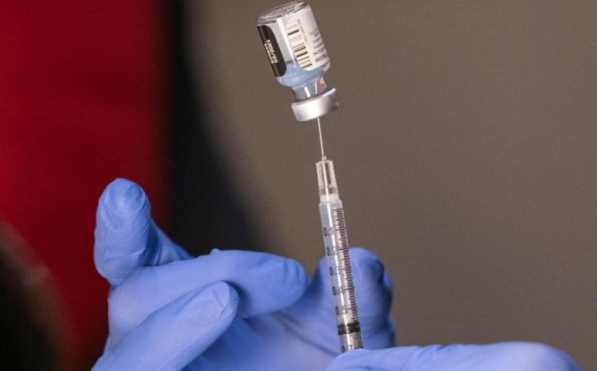 Más 32 millones de personas reciben refuerzo de vacuna contra el COVID-19 en EU: Casa Blanca