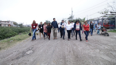 Serán los vecinos de las colonias, los fiscalizadores de las obras de pavimentación: Mario López
