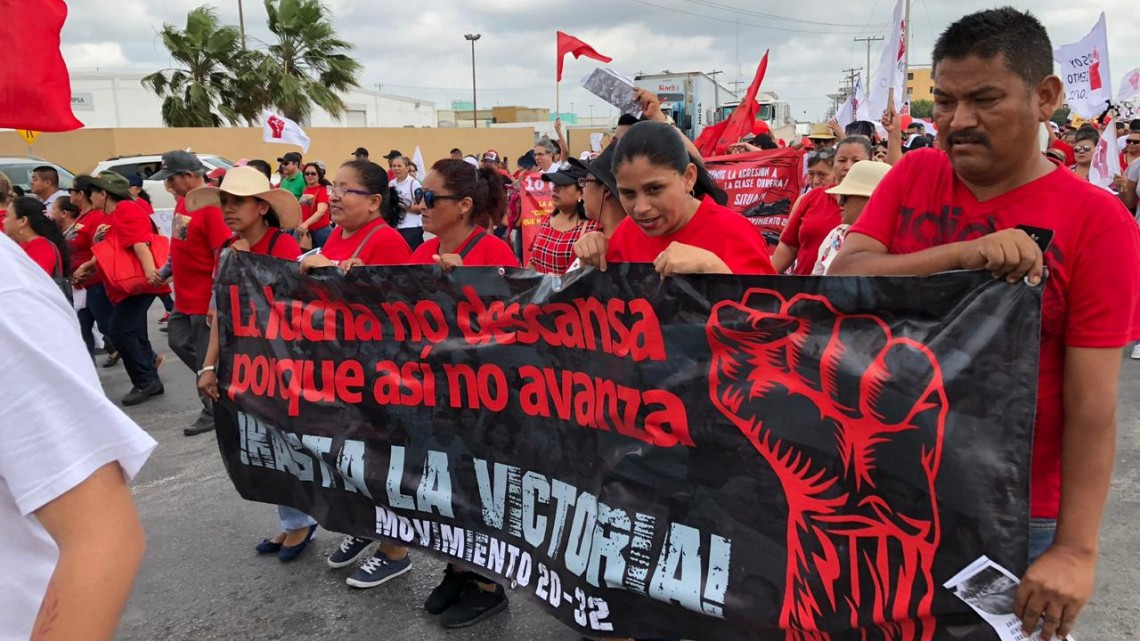 Obreros y activistas sociales piden la caída del charrismo