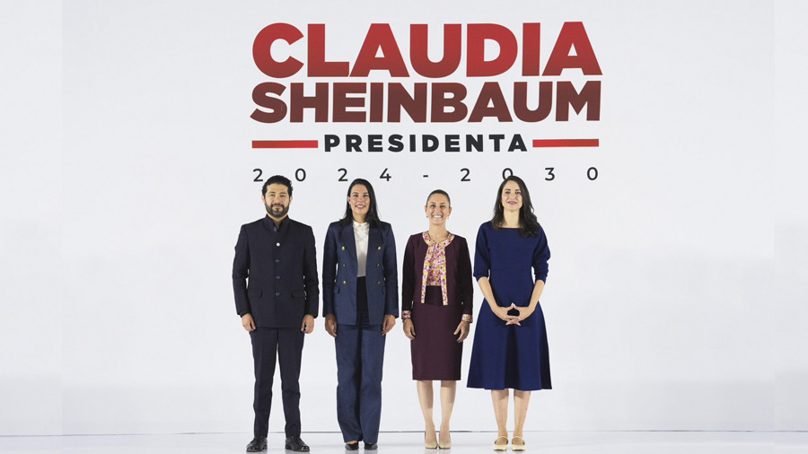 Claudia Sheinbaum presenta a sus secretarios de Cultura, Turismo y Trabajo