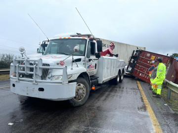 Cierran circulación tras choque múltiple en Carretera Federal 80