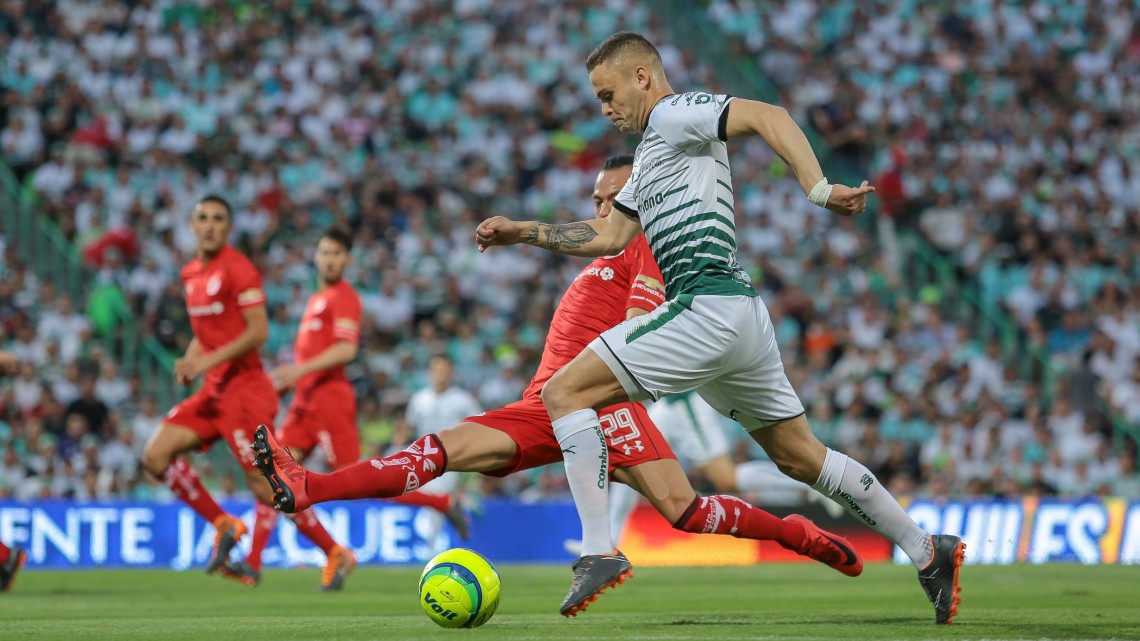Santos gana el juego de ida en la final del Clausura 2018