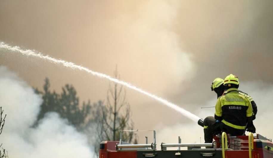 Al menos diez muertos en incendio de hospital para COVID-19 en Macedonia del Norte