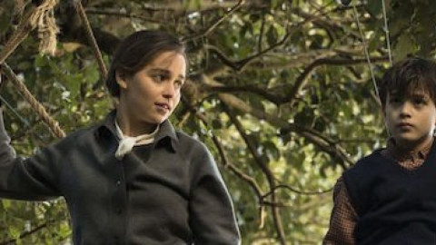 "Voice from the Stone" con Emilia Clarke lanza inquietante tráiler