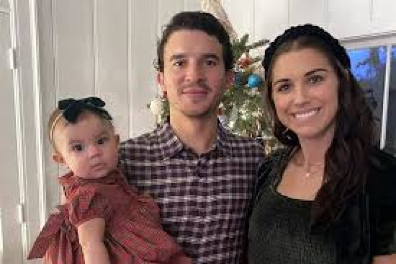 Alex Morgan y su familia dan positivo a Covid-19