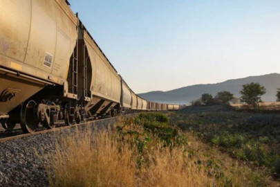 Reestablecen cruces ferroviarios en Eagle Pass y El paso
